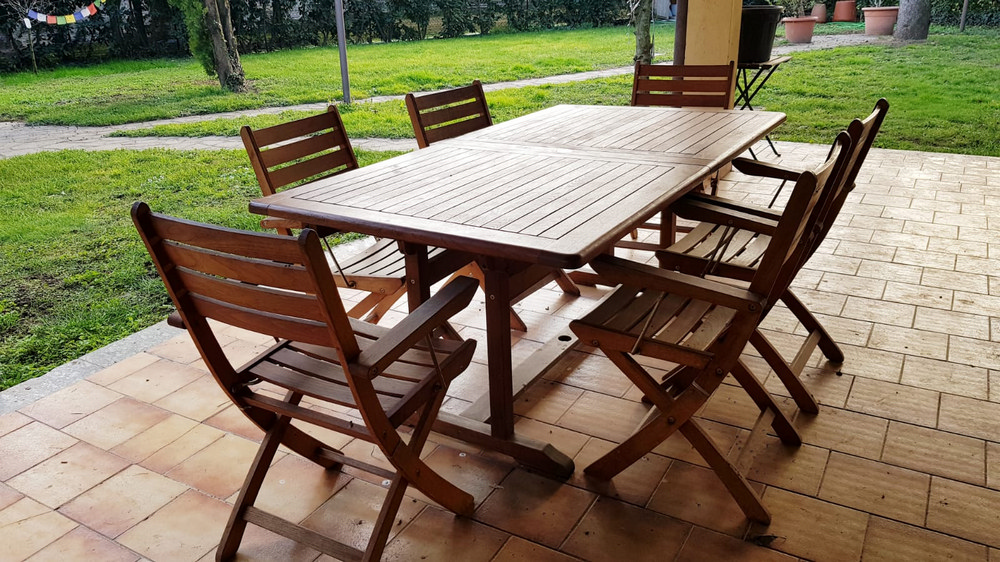 Wooden table 'Garden' rental in Milan Italy